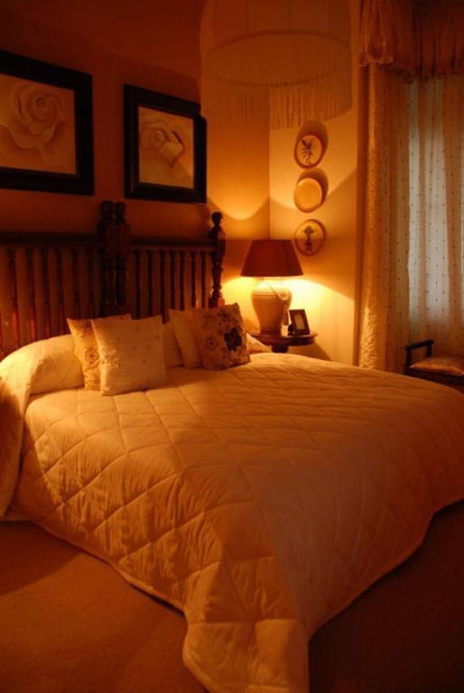 Sir Harveys Bed And Breakfast Дурбан Номер фото