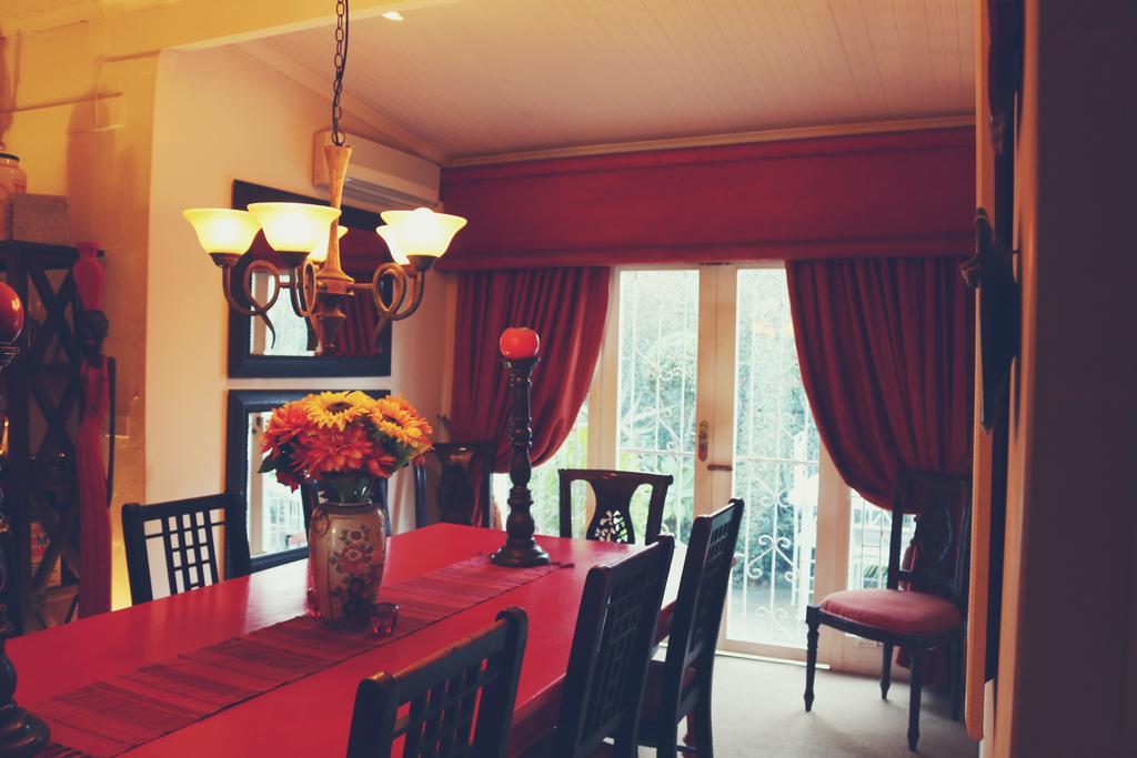 Sir Harveys Bed And Breakfast Дурбан Экстерьер фото